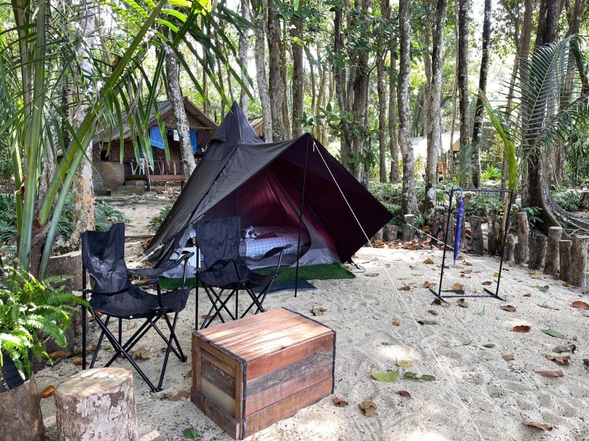 O Little Tent De Koh Chang Ranong Kültér fotó