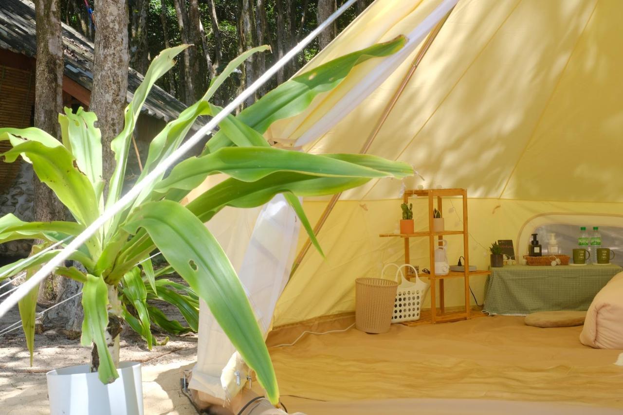 O Little Tent De Koh Chang Ranong Kültér fotó