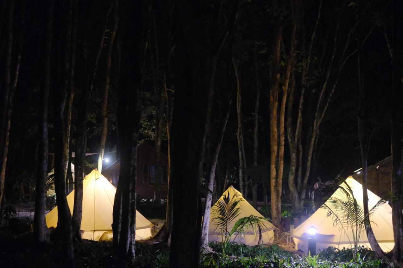 O Little Tent De Koh Chang Ranong Kültér fotó
